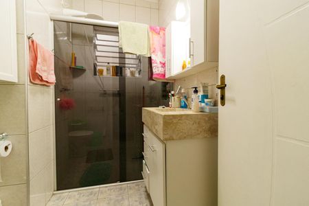 Casa à venda com 160m², 3 quartos e 1 vaga Casa à venda com 160m², 3 quartos e 1 vagaBanheiro