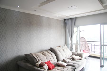 Sala  de apartamento à venda com 3 quartos, 82m² em Picanço, Guarulhos