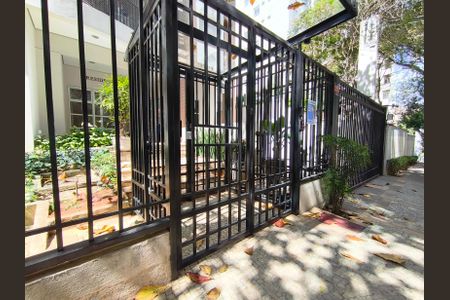 Apartamento para alugar com 69m², 2 quartos e 2 vagasFachada + Plaquinha