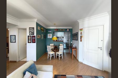 Apartamento para alugar com 69m², 2 quartos e 2 vagasSala