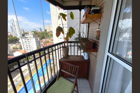 Apartamento para alugar com 69m², 2 quartos e 2 vagasVaranda