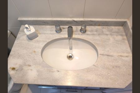 Apartamento para alugar com 69m², 2 quartos e 2 vagasBanheiro