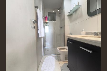 Apartamento para alugar com 69m², 2 quartos e 2 vagasBanheiro