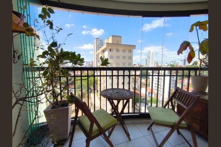 Apartamento para alugar com 69m², 2 quartos e 2 vagasVaranda