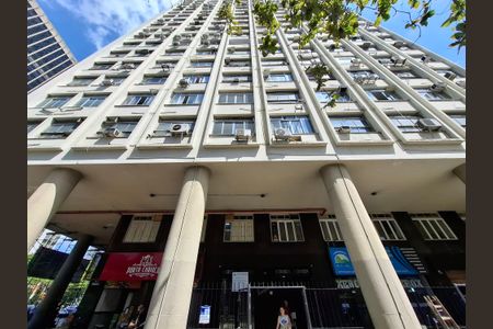 Apartamento para alugar com 43m², 1 quarto e sem vagaFachada