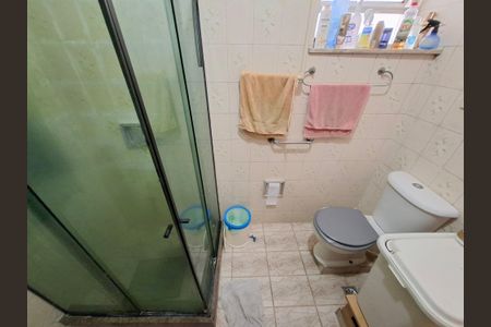 Apartamento à venda com 70m², 2 quartos e sem vagaBanheiro