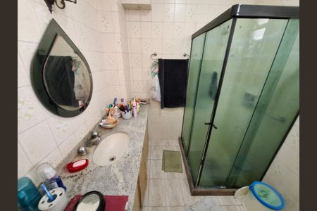 Apartamento à venda com 70m², 2 quartos e sem vagaBanheiro