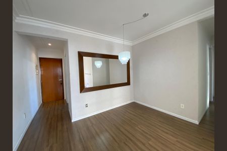 Sala de apartamento para alugar com 3 quartos, 74m² em Vila Regente Feijó, São Paulo