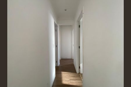 Corredor de apartamento para alugar com 3 quartos, 74m² em Vila Regente Feijó, São Paulo
