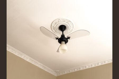 Quarto 1 de apartamento para alugar com 2 quartos, 75m² em Penha Circular, Rio de Janeiro