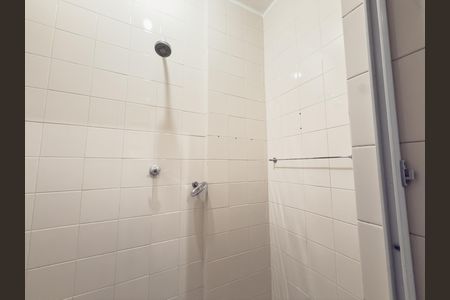 Apartamento para alugar com 75m², 2 quartos e sem vagaBanheiro de Serviço