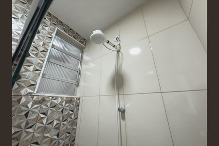 Apartamento para alugar com 75m², 2 quartos e sem vagaBanheiro