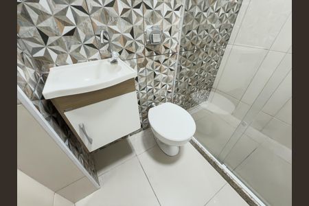 Apartamento para alugar com 75m², 2 quartos e sem vagaBanheiro