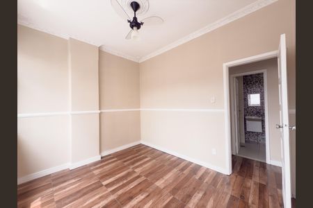 Quarto 1 de apartamento para alugar com 2 quartos, 75m² em Penha Circular, Rio de Janeiro