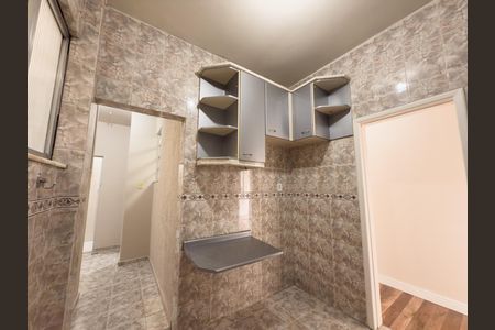 Apartamento para alugar com 75m², 2 quartos e sem vagaCozinha