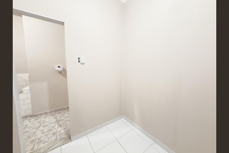 Apartamento para alugar com 75m², 2 quartos e sem vagaQuarto de Serviço