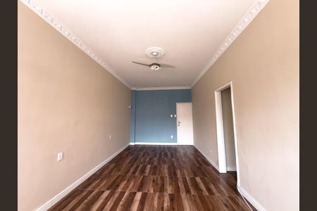 Sala de apartamento para alugar com 2 quartos, 75m² em Penha Circular, Rio de Janeiro