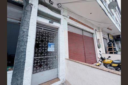 Apartamento para alugar com 75m², 2 quartos e sem vagaFachada com Placa