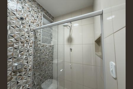 Apartamento para alugar com 75m², 2 quartos e sem vagaBanheiro