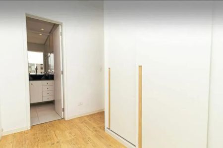 Apartamento à venda com 75m², 2 quartos e 1 vaga