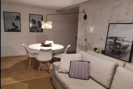 Apartamento à venda com 2 quartos, 75m² em Itaim Bibi, São Paulo
