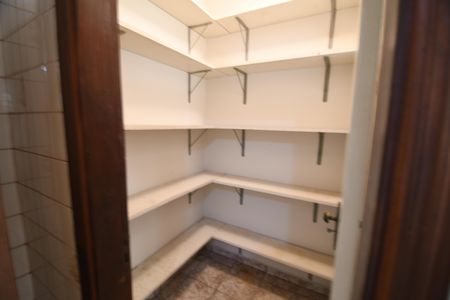 Casa à venda com 280m², 3 quartos e 2 vagasCozinha - Despensa