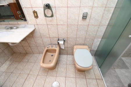 Casa à venda com 280m², 3 quartos e 2 vagasBanheiro da Suíte 3