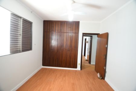 Casa à venda com 280m², 3 quartos e 2 vagasSuíte 3
