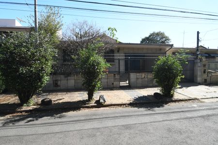 Casa à venda com 280m², 3 quartos e 2 vagasFachada