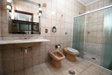 Casa à venda com 280m², 3 quartos e 2 vagasBanheiro da Suíte 3