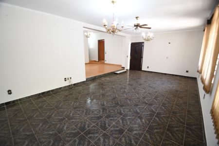 Sala de casa à venda com 3 quartos, 280m² em Cidade Universitária, Campinas