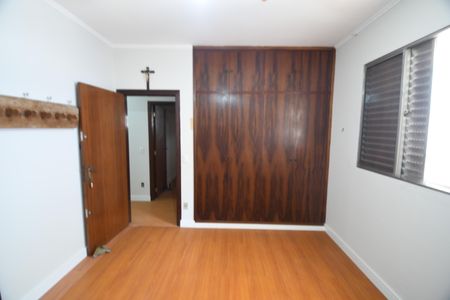 Casa à venda com 280m², 3 quartos e 2 vagasSuíte 2