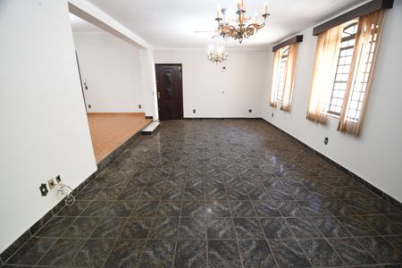 Sala de casa à venda com 3 quartos, 280m² em Cidade Universitária, Campinas
