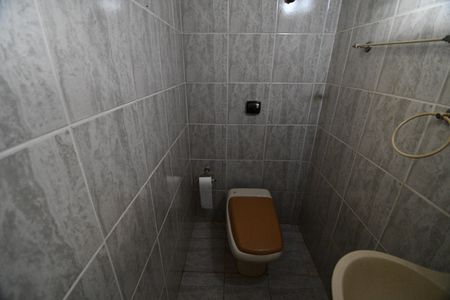 Casa à venda com 280m², 3 quartos e 2 vagasLavabo