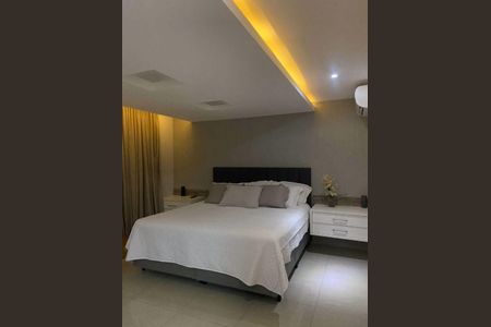 Casa à venda com 4 quartos, 336m² em Vargem Pequena, Rio de Janeiro