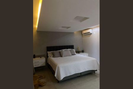 Casa à venda com 4 quartos, 336m² em Vargem Pequena, Rio de Janeiro