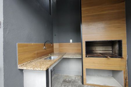 Casa de condomínio à venda com 230m², 3 quartos e 1 vaga Casa de condomínio à venda com 230m², 3 quartos e 1 vagaÁrea comum - Churrasqueira