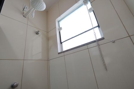 Casa de condomínio à venda com 230m², 3 quartos e 1 vaga Casa de condomínio à venda com 230m², 3 quartos e 1 vagaBanheiro Social 1