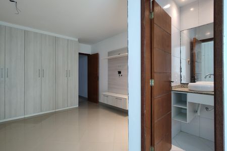 Casa de condomínio à venda com 230m², 3 quartos e 1 vaga Casa de condomínio à venda com 230m², 3 quartos e 1 vagaSuíte 2