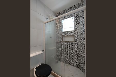 Casa de condomínio à venda com 230m², 3 quartos e 1 vagaBanheiro da Suíte 2