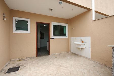 Casa de condomínio à venda com 230m², 3 quartos e 1 vaga Casa de condomínio à venda com 230m², 3 quartos e 1 vagaÁrea de Serviço