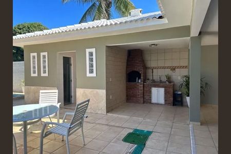 Casa à venda com 5 quartos, 435m² em Barra da Tijuca, Rio de Janeiro