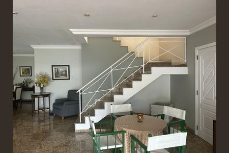 Casa à venda com 5 quartos, 435m² em Barra da Tijuca, Rio de Janeiro