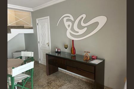 Casa à venda com 5 quartos, 435m² em Barra da Tijuca, Rio de Janeiro