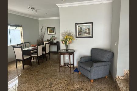 Casa à venda com 5 quartos, 435m² em Barra da Tijuca, Rio de Janeiro