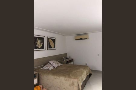 Casa à venda com 3 quartos, 240m² em Vargem Pequena, Rio de Janeiro