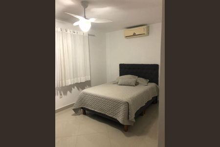 Casa à venda com 3 quartos, 240m² em Vargem Pequena, Rio de Janeiro