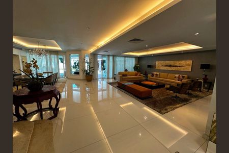 Casa à venda com 4 quartos, 800m² em Barra da Tijuca, Rio de Janeiro