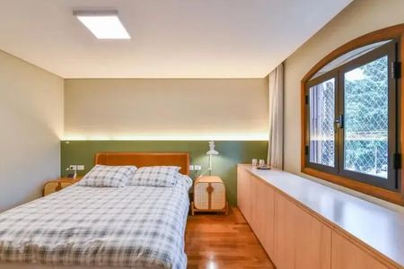 Apartamento à venda com 3 quartos, 260m² em Alto de Pinheiros, São Paulo