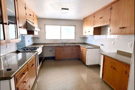 Apartamento à venda com 278m², 4 quartos e 5 vagas
